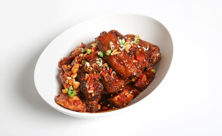 Rice Wine Garlic Pork Ribs 闽香醉汁小排